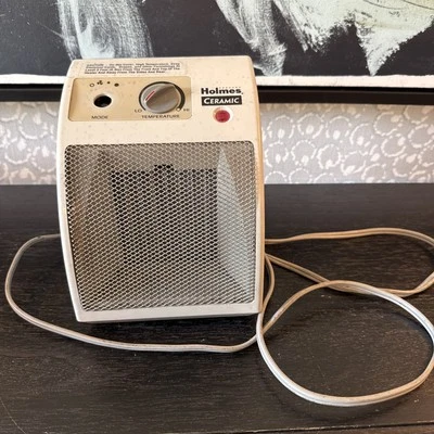 Holmes HCH-4061 Powerful Compact 8” Space Heater WORKS *TESTED* - Image 1 of 3