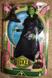 Mattel Wicked Movie Elphaba Modepuppe - Blacked out Wicked URL - NEU A4 - Bild 1 von 3