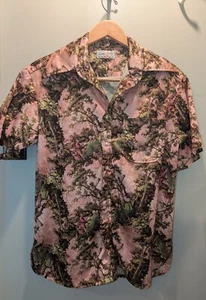 70s Shirt Pearl Snap Mens M Graphic Polyester SS Dagger Collar - Picture 1 of 5
