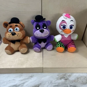 Five Nights At Freddys Plush Lot Of 3 - Picture 1 of 8
