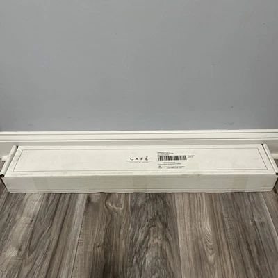 GE Cafe CXWS0H0PMCG 30 英寸拉丝黄铜壁炉手柄套件 — 第 1/4 张图片