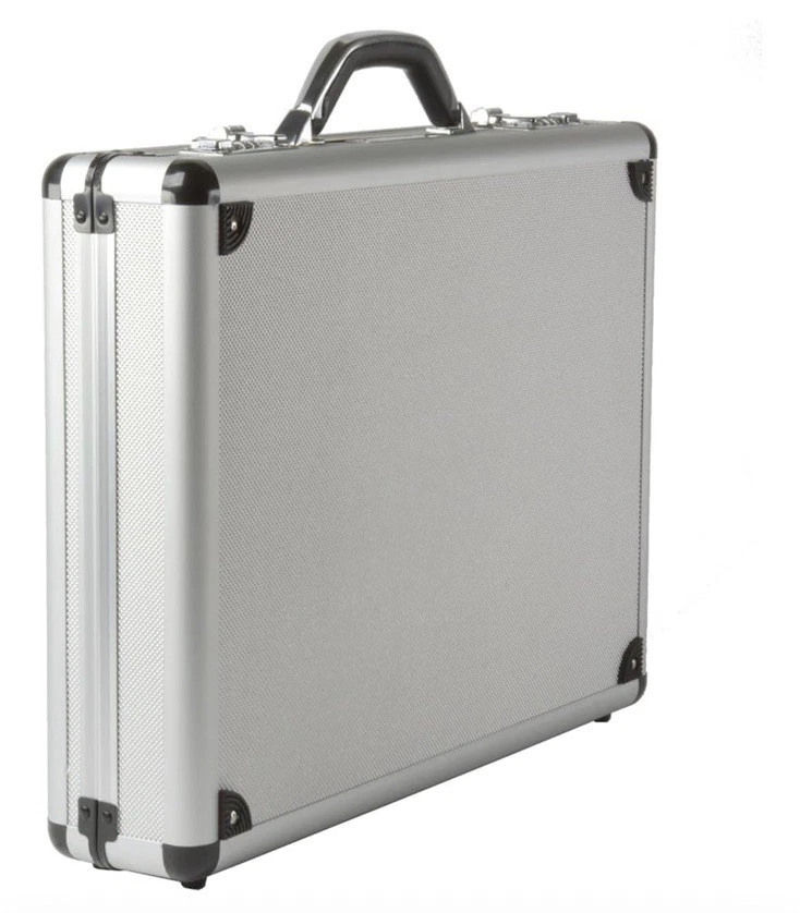 Maletín acolchado para portátil Alpine Swiss Executive de aluminio Foto 1 de 4