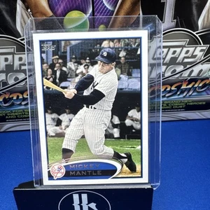 2012 Topps - Mickey Mantle #7 - Picture 1 of 2