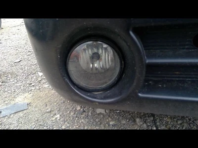 Chrysler 300 2005 conjunto de luces antiniebla OEM usadas 04805858AA 4 puertas tracción trasera 167 k millas Foto 1 de 4