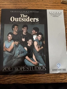 The Outsiders laserdisc movie Tom Cruise Rob Lowe, Matt Dillon, Estevez, Macchio - Picture 1 of 8
