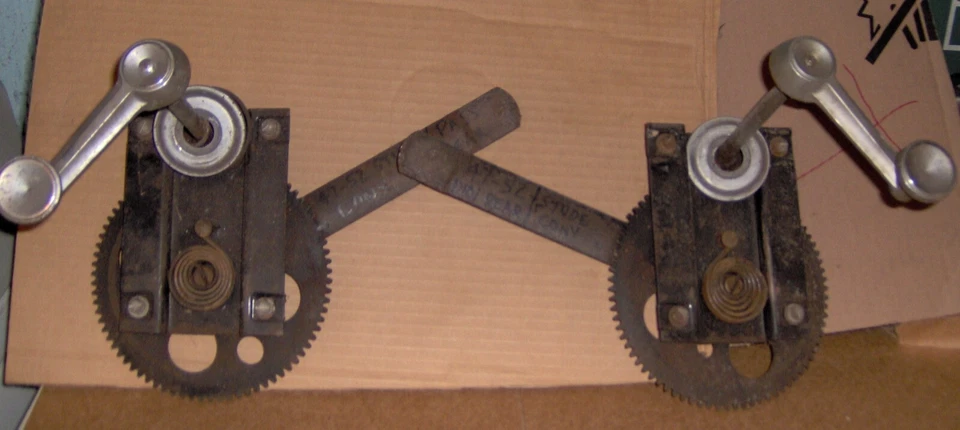 1947 1948 1949 1950 1951 1952 Studebaker Convertible REAR QUARTER REGULATORS - Image 1 of 1