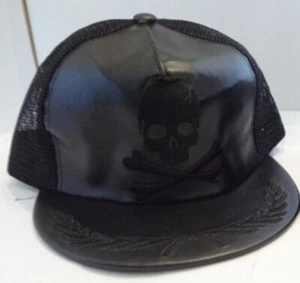 Basecap Totenkopf Leder optik SCHWARZ Skull Schädel Skelett - Picture 1 of 5