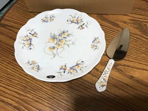 Aynsley Cake Plate Just Orchids pattern, with Stainless Knife - Picture 1 of 4