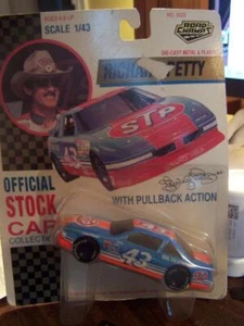 RICHARD PETTY OFFICIAL PULLBACK 1992 STOCK CAR COLLECTION 1/43 DIECAST NASCAR - Picture 1 of 3