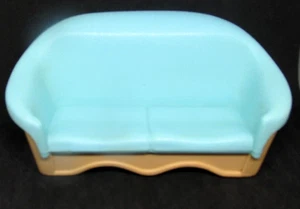 Fisher-Price Loving Family Puppenhaus türkis Wohnzimmer Sofa Couch 1993 - Bild 1 von 5