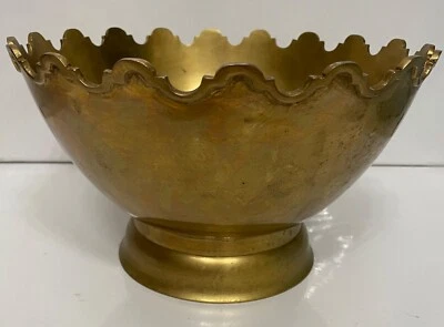 Vintage Mottahedeh  Brass Crown scalloped edge Cachepot/planter India HW regency - Image 1 of 4