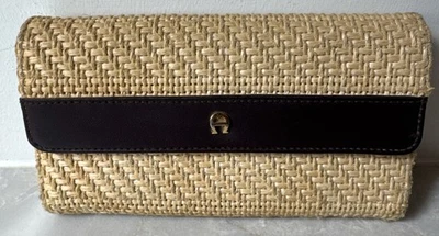 Billetera de paja Etienne Aigner marrón y tostada para mujer tarjeta de crédito cheque moneda Foto 1 de 4