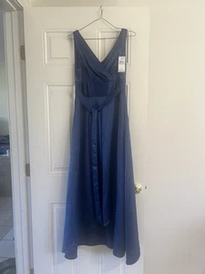 Beautiful Full Length Gown - Picture 1 of 3