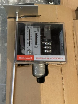 NIB New Honeywell T915C-1407 20-90°F Temperature Controller - Image 1 of 4