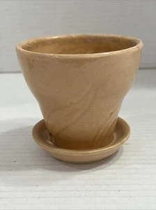 Vtg McCoy Pottery Peach Flower Pot Planter w/ Saucer Leaves 3.5” USA 316 - Picture 1 of 5