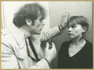 Patrick Dewaere (1947-1982) - Rare grande photo signée en personne - Cannes 1979 - Foto 1 di 2