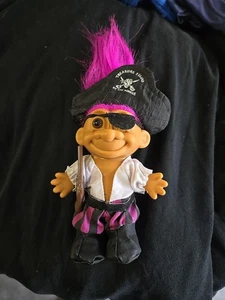Vintage 1990er Troll TREASURE ISLAND MIRAGE Pirat Russ Puppe Las Vegas Augenklappe  - Bild 1 von 7