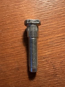 Dorman 610-427 Serrated Wheel Stud 55.25mm Length - Imagen 1 de 2