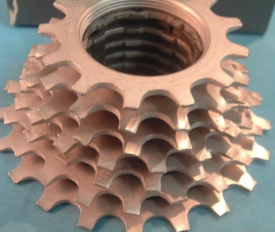 Shimano 600 Ultegra 7-Spd 12T-21T CS-6400 UniGlide Road Cassette NEW / NOS-NIB - Image 1 of 4