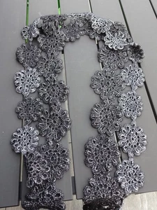 handgehäkelter Blumen- Schal - Bild 1 von 6