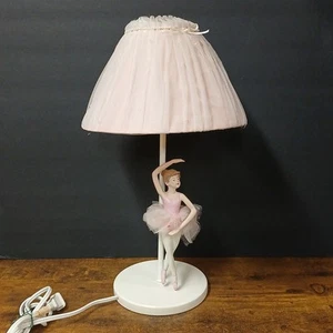 Bailarina Niña Rosa y Blanco Dormitorio Mesa/Lámpara de Escritorio, 10x18" - Imagen 1 de 8