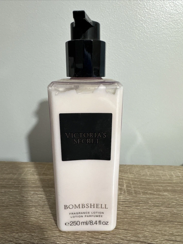 Loción de fragancia fina Bombshell Victoria's Secret 8,4 oz (250 ml) Foto 1 de 1