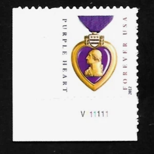 PURPLE HEART AND RIBBON SCOTT 4704 US MILITARY DECORATION 2012 FOREVER PN# STAMP - Picture 1 of 2