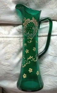MOSER? JARRA DE VIDRIO SOPLADO Y PINTADA A MANO VERDE ESMERALDA BOHEMIA ORO DORADO - Imagen 1 de 7