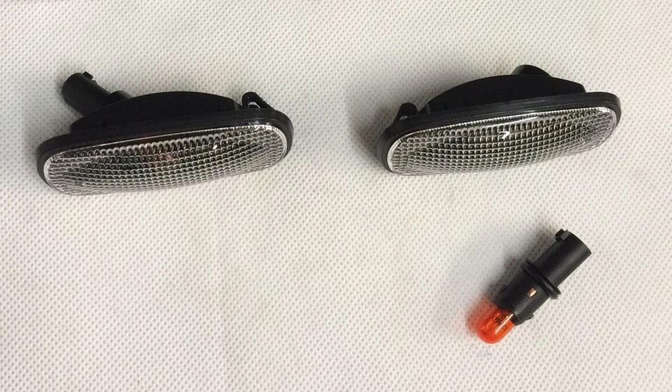 Land Rover Discovery E Defender Indicatore Laterale Chiaro Ovale Ripetitore x2 - Immagine 1 di 1