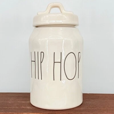 Colección Artesanal Rae Dunn por Magenta "Hip Hop" Bote Mediano 2014 Foto 1 de 4