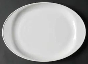 Pyroceram Corning White Oval Serving Platter 10.5" x 7.5" x 1" Tableware - Picture 1 of 1