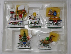 Danbury Mint M&M Christmas Express Collection Holiday Train - Picture 1 of 11