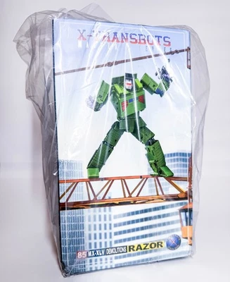 X-Transbots MX-45 Razor- Transformers Masterpiece Bonecrusher - New! - Image 1 of 4