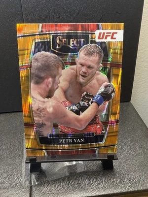 2022 Panini Select UFC - Concourse Petr Yan #7 Orange Flash Prizm - Image 1 of 2