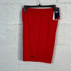 Reebok Pantaloncini da Basket Uomo con Logo a Rete - Rosso Medium - Foto 1 di 5