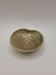 Plato de baratija de cerámica arrojado a mano - Imagen 1 de 4