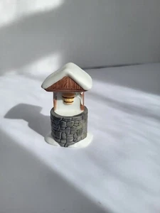 Figura vintage de 2,5"" Dept 56 Christmas Village deseando lo mejor - Imagen 1 de 6