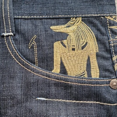 Pantalones de mezclilla para hombre Delf Trading azul bordado ojo de Horus esfinge talla 42 x 32 Foto 1 de 4