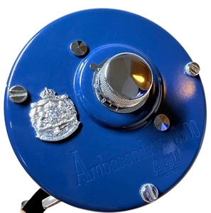 Abu Garcia Ambassadeur 8500 Baitcast Reel Blue Used Small Scratches - Picture 1 of 5