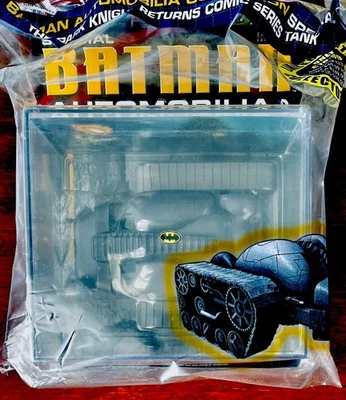 Eaglemoss DC Comics Automobilia The Dark Knight Returns Battle Tank 1:43 Special - Image 1 of 4