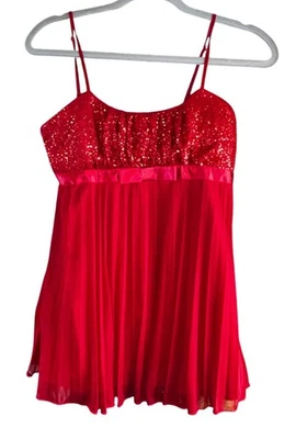 Top Babydoll plisado sin mangas Rampage para mujer lentejuelas rojas mediano Y2K vacaciones Foto 1 de 4