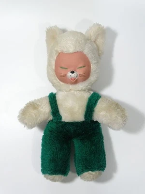 DDR Spielzeug - Plüschtier Teddy Puppe mit Gummigesicht, grüne Hose - Bild 1 von 4