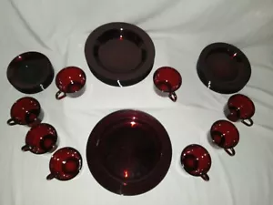 Arcoroc French 40 Piece set of Ruby Red plates, bowls, cups, saucers - Picture 1 of 13