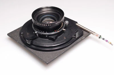 SCHNEIDER KREUZNACH SYMMAR-S 180mm f5.6 LENS FITS SINAR/HORSEMAN - Image 1 of 4