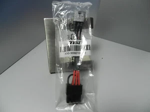 MSI 6-pol. zu 8pol. PCIe VideoCard GPU Adapter (K1G-3006010-E06) - Bild 1 von 2