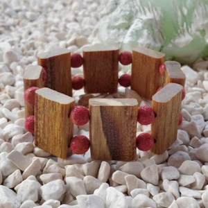 Pulsera Exótica Etoxylon Agarwood Buen Olor Gaharu Buaya Genuino Coral Marino #03 - Imagen 1 de 4