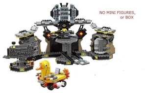 LEGO 70909 - The Batman Movie - Batcave Break-in - NO MINI FIGS / Box - Picture 1 of 5