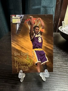 1998/99 Skybox Premium #205 KOBE BRYANT “Ninety Fine” HOLO FOIL RARE MVP LAKERS - Picture 1 of 2