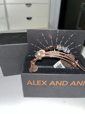 Juego Alex and Ani Love - 3 Pulseras Brazalete - Acabado Oro Rosa Rafaeliano Foto 1 de 4