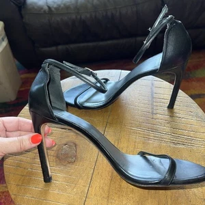 Stuart Weitzman FKK-Sandale schwarz Größe 9 Medium Leder Stiletto 4-Zoll-Absatz - Bild 1 von 10